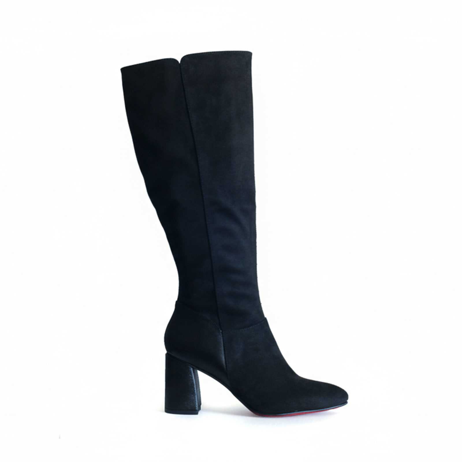 A Bota AKHA